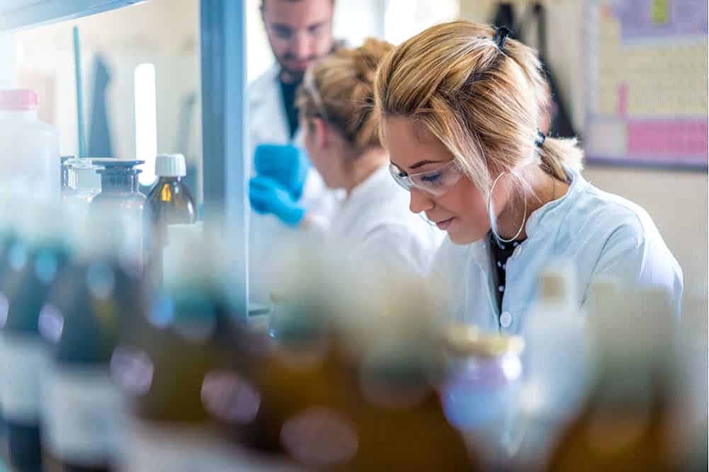 Laboratory-Testing-Services-in-Bethesda-MD-compressed Image of a microscope